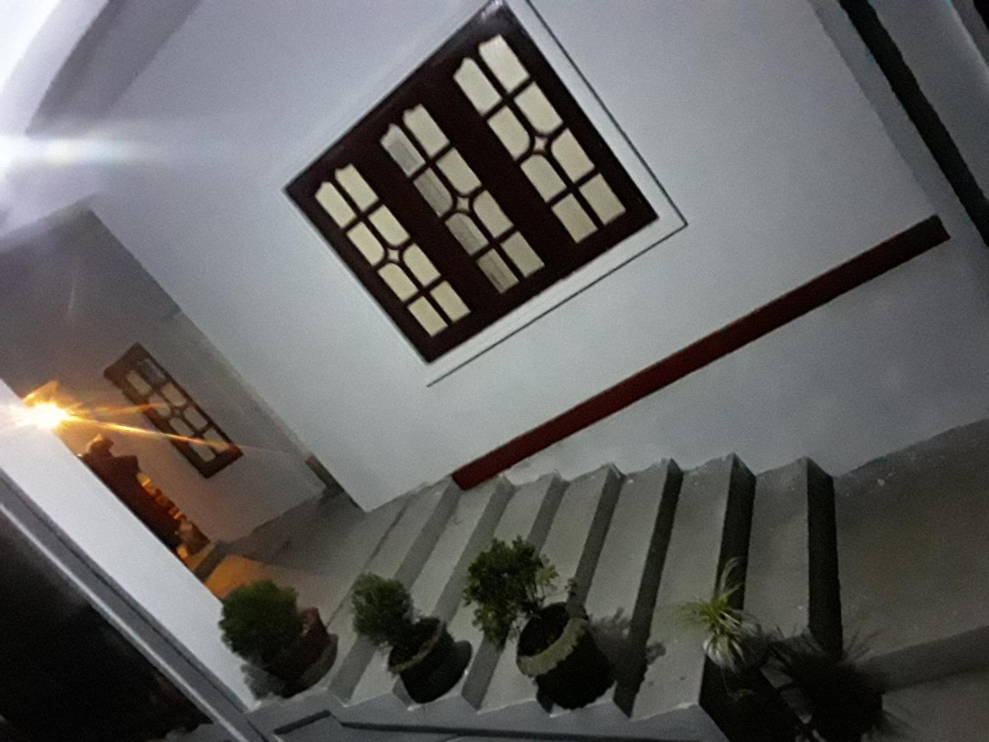 Max Mount View Hotel Nuwara Eliya Exterior foto